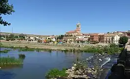 Vista de Tordómar desde el río