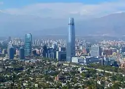 Sanhattan, centro financiero de Santiago de Chile, uno de los más característicos puntos de la Manhattanización.