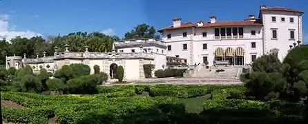 Vizcaya desde el jardín sur.