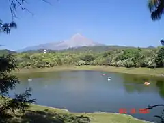 Volcán de Colima visto desde el parque Carrizalillos