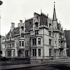 William K. Vanderbilt residence, Petit Chateau, 1878-82, Manhattan, by Richard Morris Hunt.
