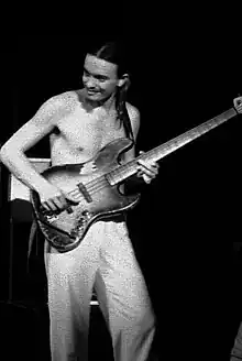 Convocation Hall de Toronto. 27/11/1977. Jaco Pastorius.