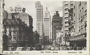 Tarjeta postal con la avenida São João