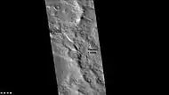 Extremo oeste de Rudaux Cráter, tomada por la cámara CTX (en el Mars Reconnaissance Orbiter).