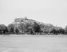 El castillo en 1880.