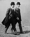 Hermanos Wright en el Torneo Internacional de Aviación, Belmont Park en 1910.