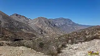 Sierra de Zimapán al noroeste del estado.