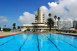 Piscina del Yacht Club Uruguayo en 2013.