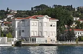 Yalı de Hacı Şefik Bey en el Bósforo.