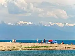 El Lago Issyk-Kul.