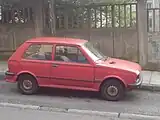 Un Zastava Koral de primera generación, vendido internacionalmente como Yugo GV.