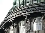 Figuras atlantes (1905), Casa Zacherl, Viena (arquitecto Jože Plečnik).