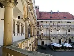 Patio del castillo de Brzeg  (s. XII, rec. 1544-1560)