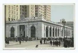 El edificio hacia 1920