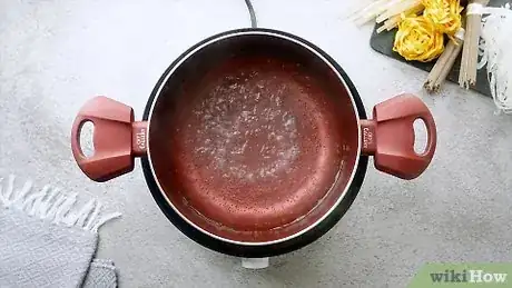 4 formas de mantener la comida caliente - wikiHow