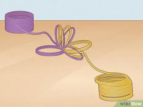 Cómo jugar al Dreidel: 6 Pasos (con imágenes) - wikiHow