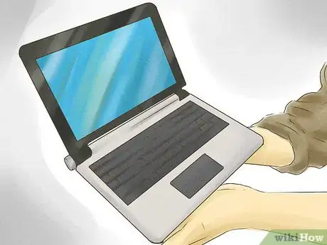 3 formas de quitar pegatinas de una laptop - wikiHow