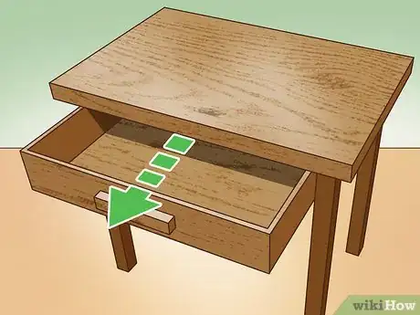 4 formas de pegar el plástico a la madera - wikiHow