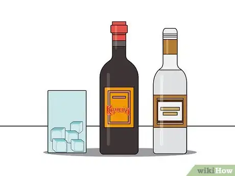 3 formas de tomar un trago de licor - wikiHow