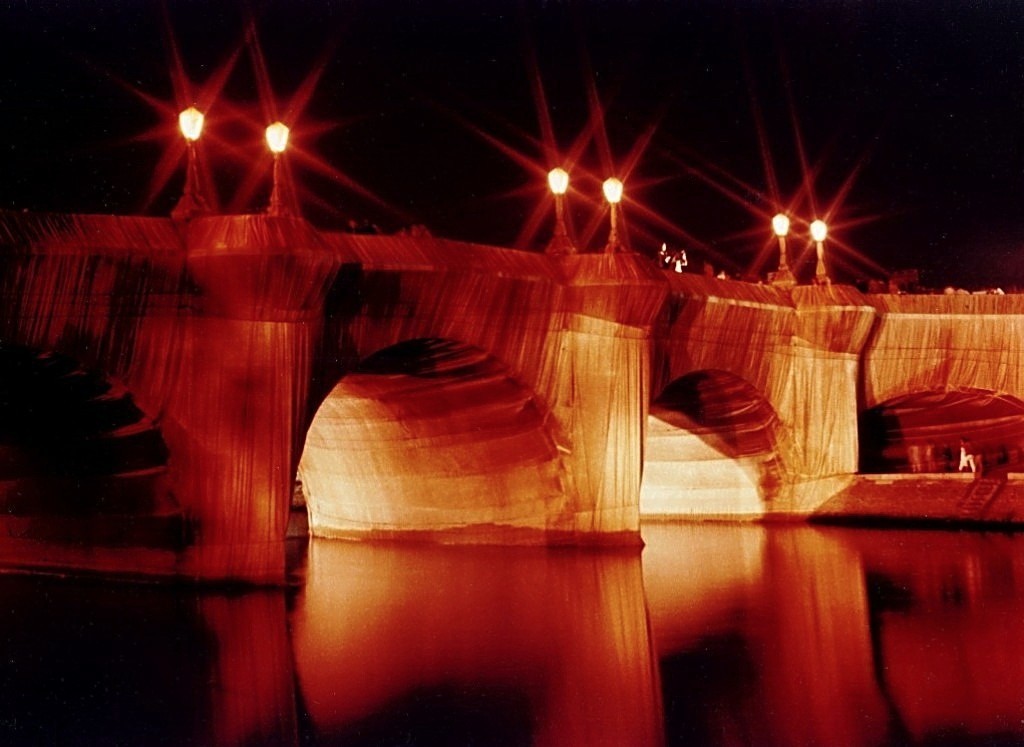 Christo and Jeanne-Claude, Pont Neuf, 1985