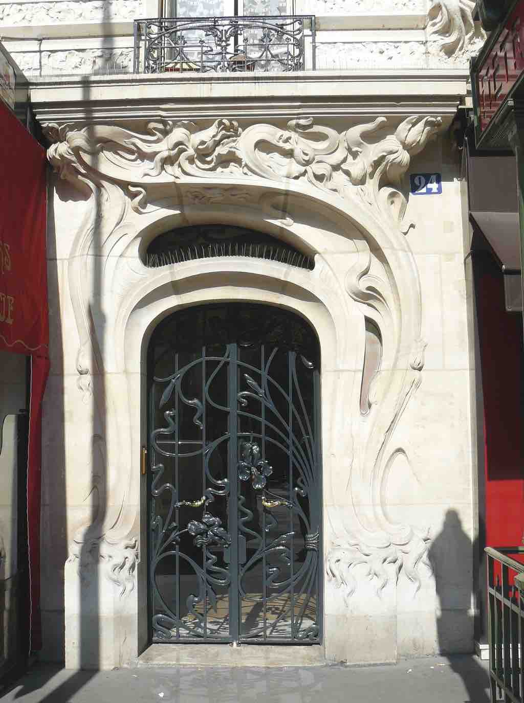 The doorway at place Etienne Pernet, 24 (Paris 15e), 1905  by Alfred Wagon, architect.
