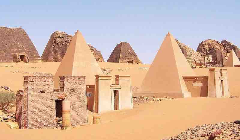 Sudan Meroë pyramids 