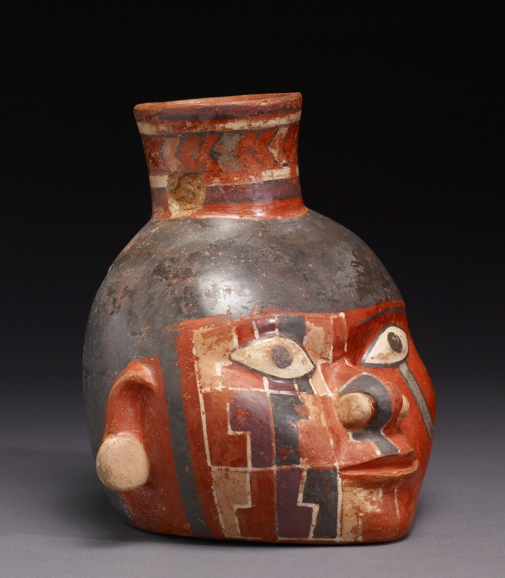 Wari earthenware pot with painted design, 650-800 CE (Middle Horizon)