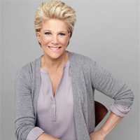 Photo of Joan Lunden