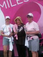 Photo of Marilyn Ridenour and her sisters