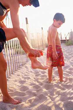 beach child bug spray