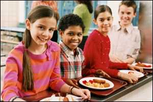 Children in a school lunch line