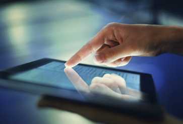 hand and tablet computer