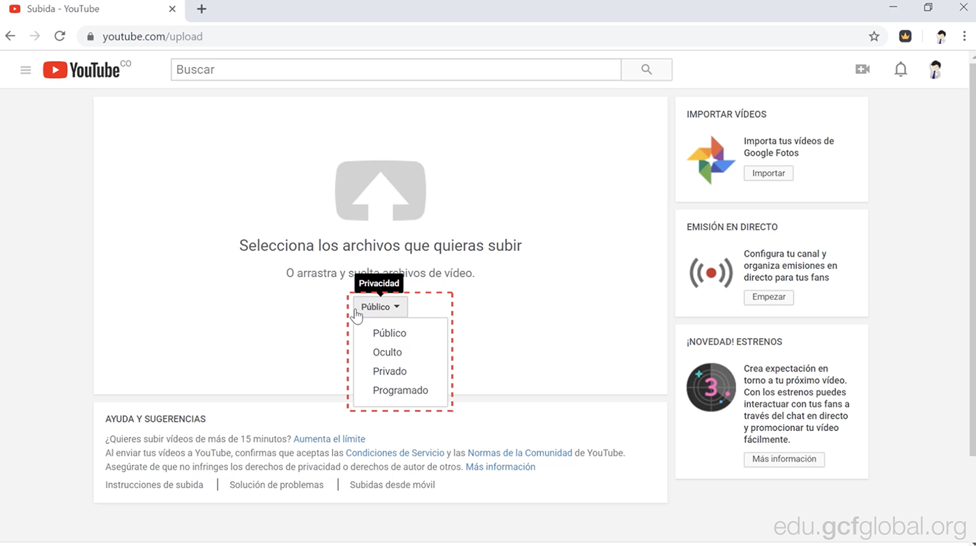 También puedes ajustar la configuración de privacidad de tu video haciendo clic en el menú desplegable central debajo de la flecha.