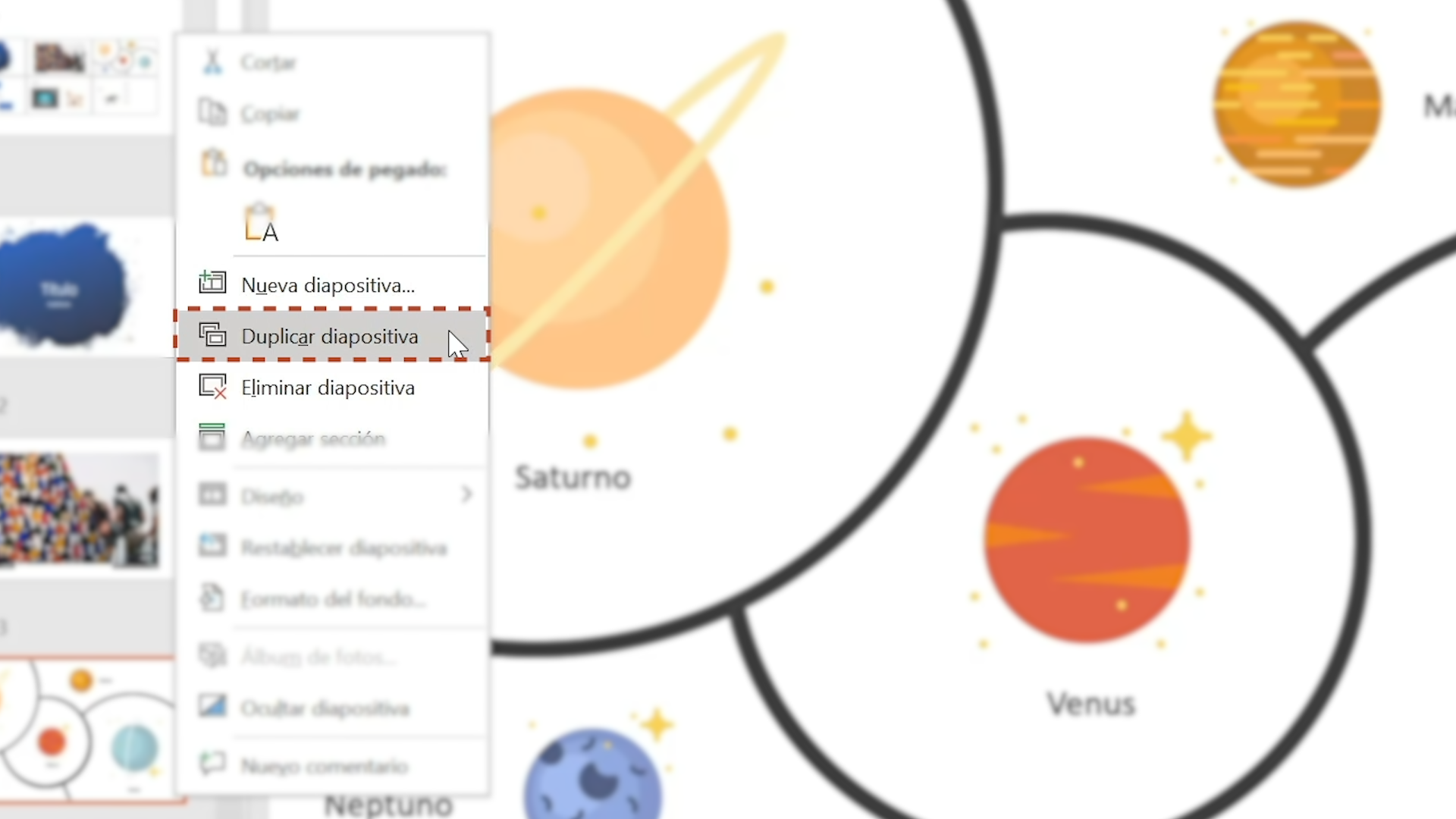 Imagen de diapositiva eligiendo la opción duplicar diapositiva.