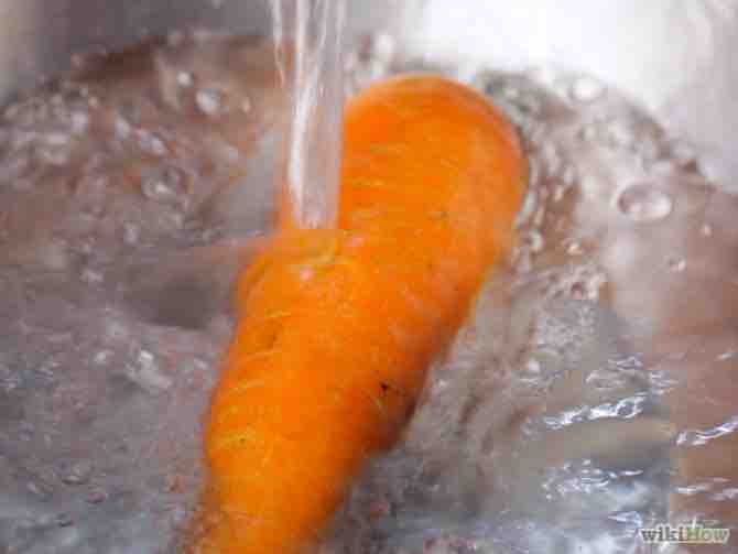 Imagen titulada Blanch Carrots Step 1