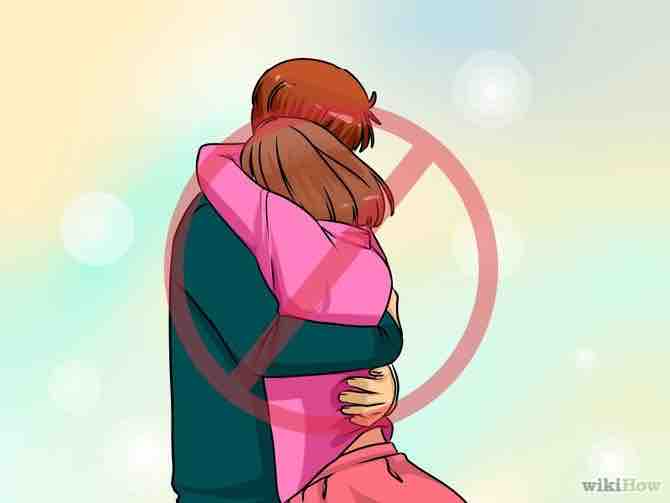 Imagen titulada Hug a Guy Step 17