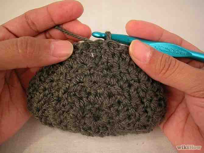 Imagen titulada Crochet a Skull Cap Step 5