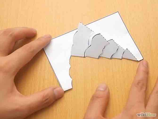 Imagen titulada Make a Christmas Tree Pop up Card (Robert Sabuda Method) Step 7