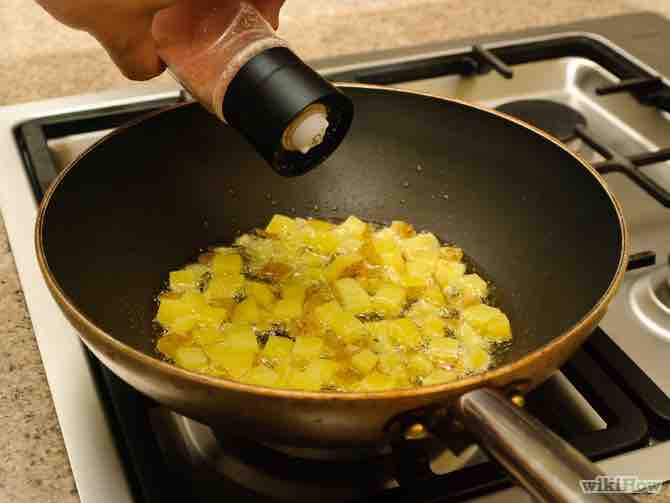 Imagen titulada Make Home Fries (Breakfast Potatoes) Step 7