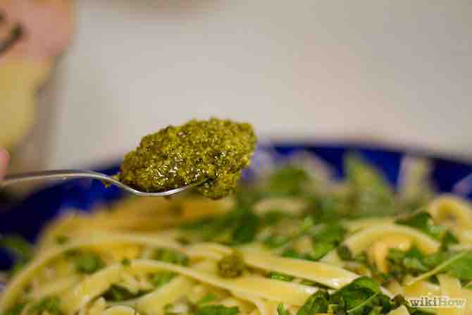 Imagen titulada Make Basil Pesto Pasta Step 6