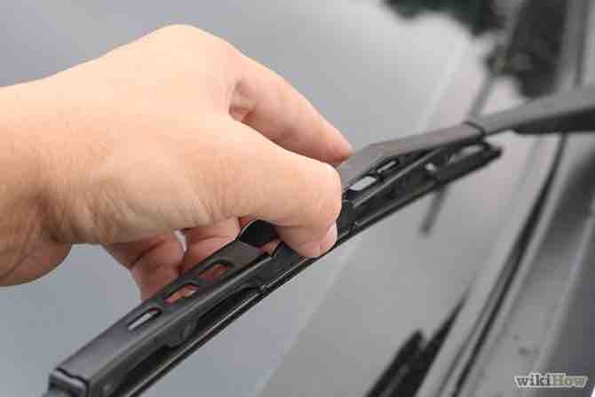 cambiar las plumas limpiaparabrisas de tu auto