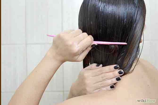 Imagen titulada Wash Long Hair Step 7