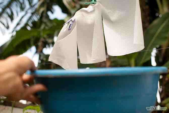 Imagen titulada Make Sky Lanterns Step 13