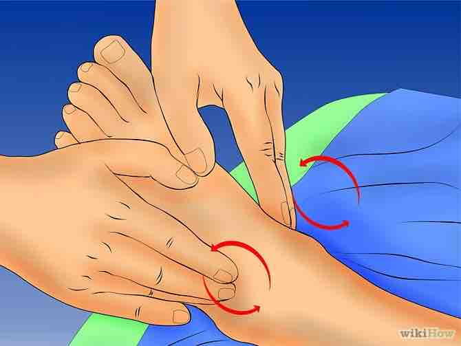 Imagen titulada Give a Foot Massage Step 9