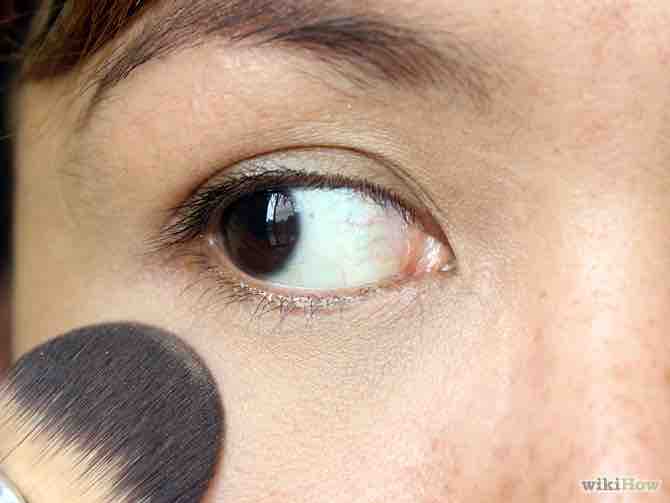 Imagen titulada Conceal Dark Circles Under the Eyes Step 6