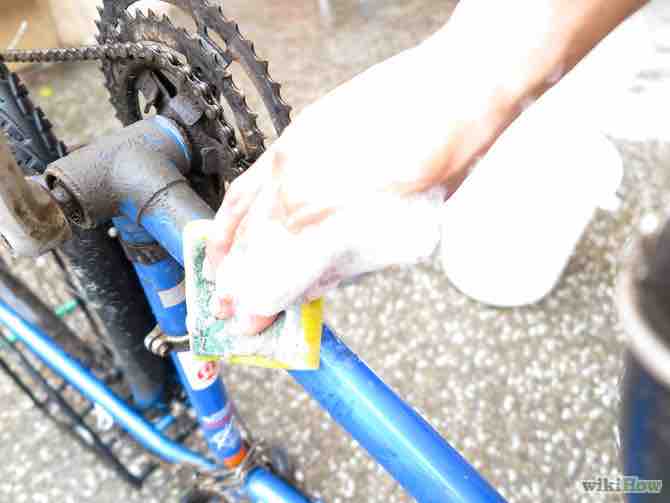 Imagen titulada Wash Your Bike Step 12