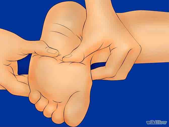 Imagen titulada Give a Foot Massage Step 13