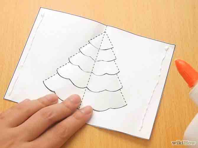 Imagen titulada Make a Christmas Tree Pop up Card (Robert Sabuda Method) Step 12