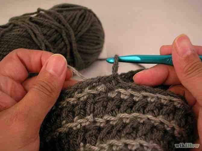 Imagen titulada Crochet a Skull Cap Step 15