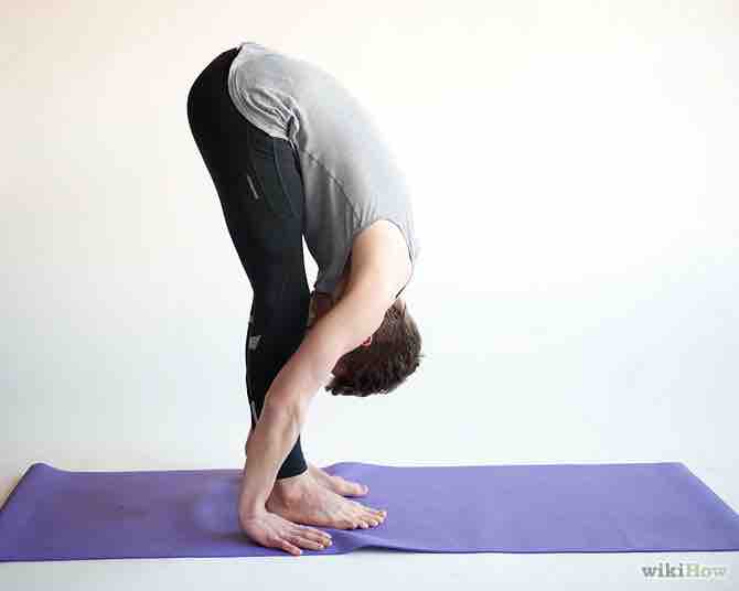 Imagen titulada Do the Standard Forward Bend in Yoga Step 5